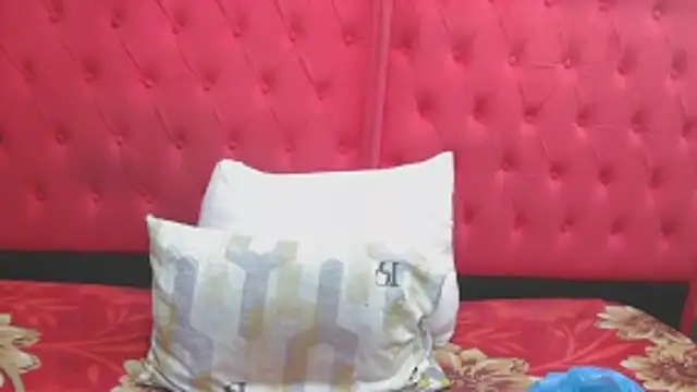 BUNNYCHOWX28 online show from February 2026 07:22:01 PM