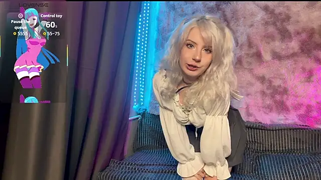 snowy lisa online show from March 2026 04:03:02 PM