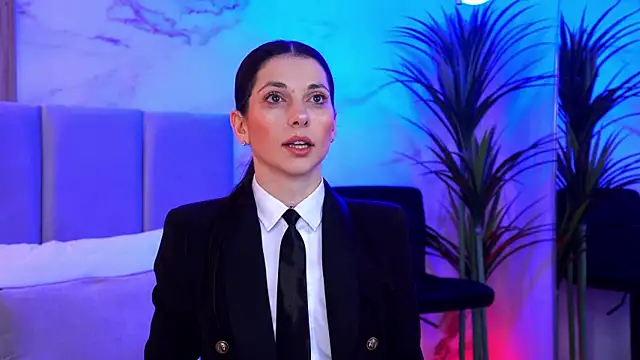 EllyLynn online show from March 2026 07:23:02 PM