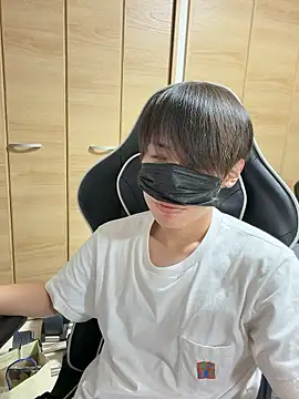 jiji9253 online show from June 2026 12:32:02 PM