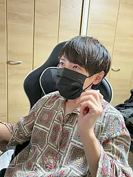 jiji9253 online show from April 2026 12:57:01 PM