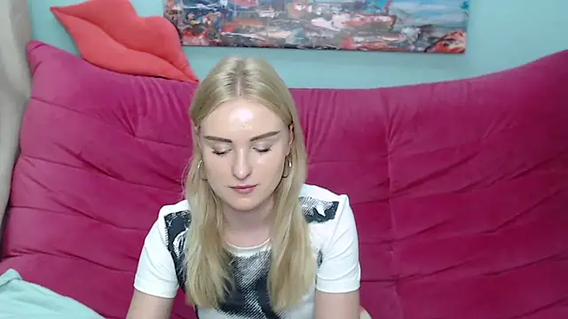 Snapshot of SofySofty chatting on October 2025 04:52:01 PM SofySofty online show from October 2025 04:52:01 PM