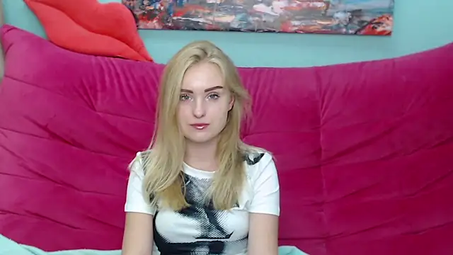 Snapshot of SofySofty chatting on October 2025 04:38:01 AM SofySofty online show from October 2025 04:38:01 AM