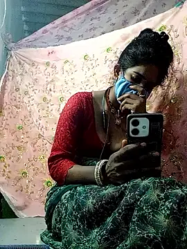 Kiran12xxx online show from October 2025 04:26:02 PM