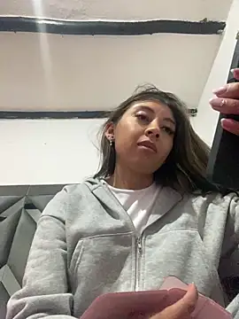 Sara-cooper2 online show from March 2026 05:50:01 PM