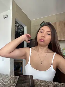 Snapshot of Sara-cooper2 chatting on May 2026 05:16:02 PM Sara-cooper2 online show from May 2026 05:16:02 PM