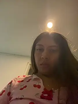 Snapshot of Sara-cooper2 chatting on June 2026 03:23:01 AM Sara-cooper2 online show from June 2026 03:23:01 AM
