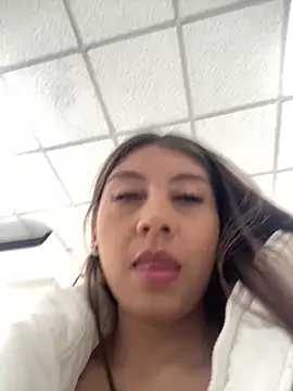 Sara-cooper2 online show from February 2026 06:16:01 PM