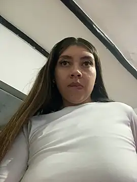 Sara-cooper2 online show from March 2026 05:46:01 AM