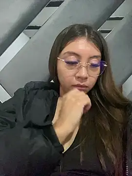 Sara-cooper2 online show from March 2026 05:27:02 AM