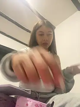 Sara-cooper2 online show from February 2026 03:59:01 AM