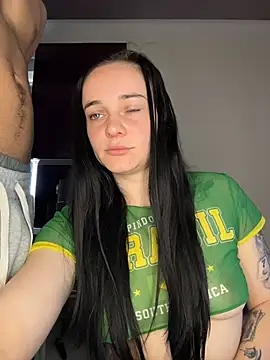 Baby Eva23 online show from April 2026 12:45:02 PM