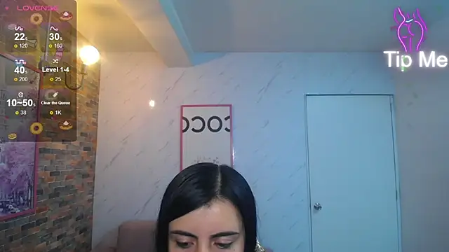 Eilyn love b online show from September 2025 01:06:02 PM