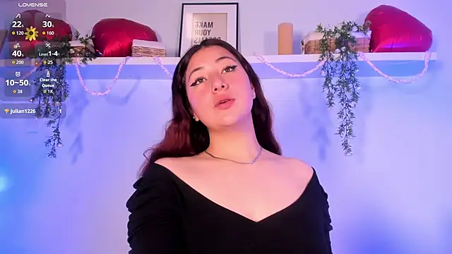 Nicolle Evanss  online show from February 2026 04:45:02 AM