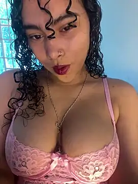 SophieD online show from May 2026 01:09:01 PM