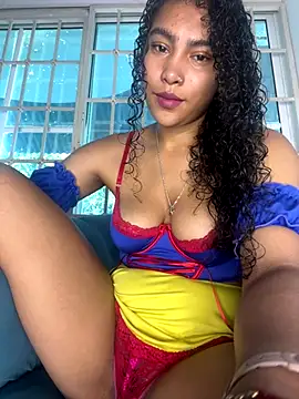 SophieD online show from December 2025 12:37:01 PM