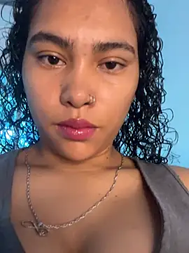 Snapshot of SophieD chatting on June 2026 12:38:02 PM SophieD online show from June 2026 12:38:02 PM