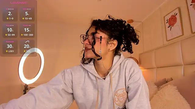 Puffy Hearts online show from September 2025 02:12:01 PM
