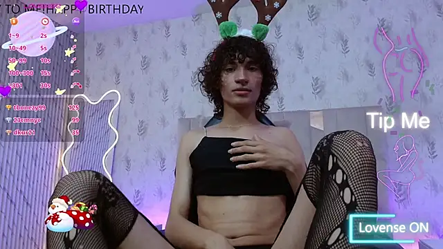 Snapshot of Chipi_tay chatting on December 2025 12:29:01 PM Chipi tay online show from December 2025 12:29:01 PM