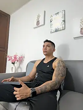 Snapshot of blackbullger_ chatting on September 2025 11:32:01 AM blackbullger online show from September 2025 11:32:01 AM