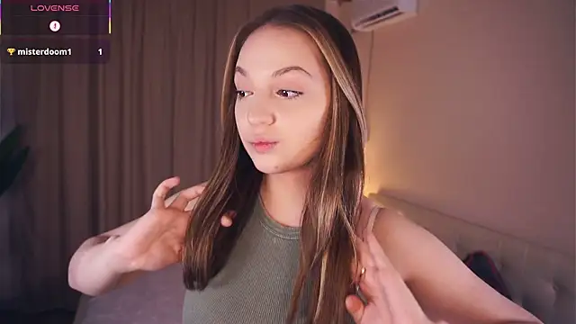 NguyetHankey online show from December 2025 06:13:01 AM