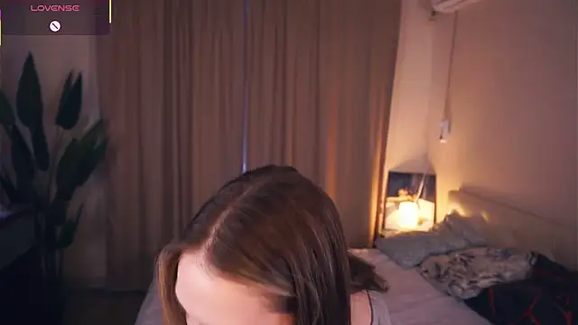 NguyetHankey online show from December 2025 06:23:02 AM