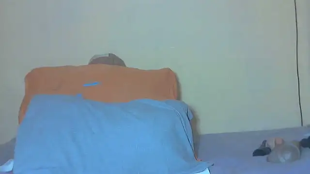 AnnabigpussyXO online show from May 2026 07:34:01 AM