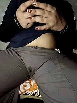 stomarr online show from March 2026 05:35:01 PM