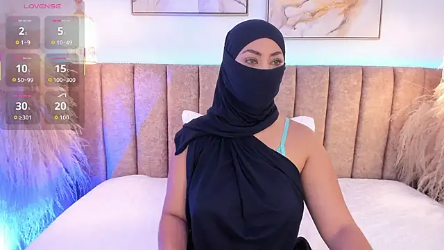 azza   online show from December 2025 02:55:01 PM