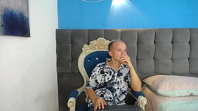 DaddyPoweer online show from October 2025 03:30:02 AM