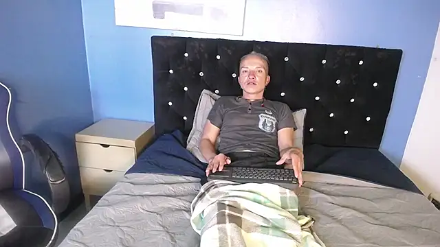 DaddyPoweer online show from October 2025 05:31:02 AM