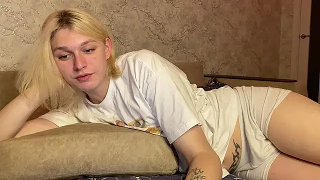 evelina228 online show from December 2025 08:30:02 PM