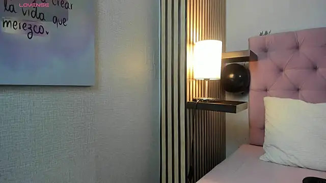 orion  smith online show from November 2025 11:16:02 AM