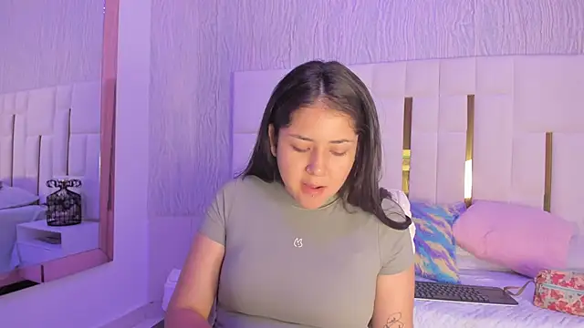 Snapshot of bonnie_sm chatting on October 2025 07:22:02 PM bonnie sm online show from October 2025 07:22:02 PM