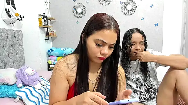 nay and aleja1 online show from September 2025 03:55:02 AM
