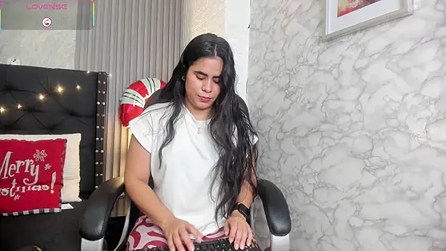 alicy  torres online show from December 2025 12:21:02 PM