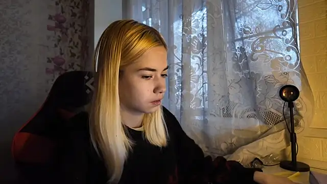 Witching Moon online show from November 2025 07:47:02 AM