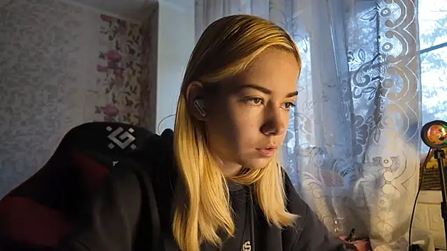 Witching Moon online show from October 2025 07:40:02 AM