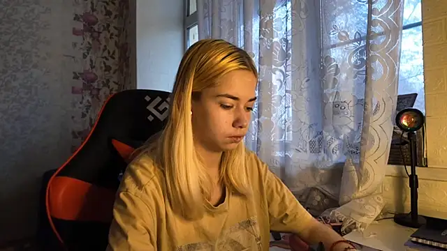 Witching Moon online show from November 2025 07:34:02 AM