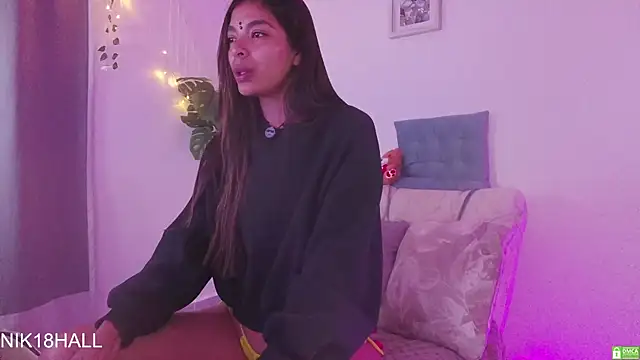 Nicolle swt online show from February 2026 10:37:02 AM