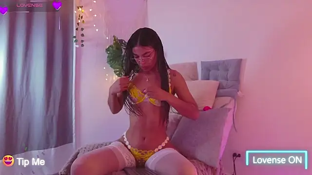 Nicolle swt online show from February 2026 10:55:02 AM