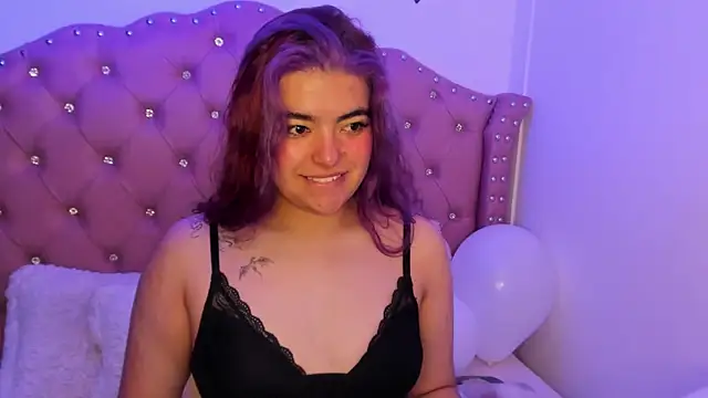 Lila Cox online show from October 2025 11:40:02 AM
