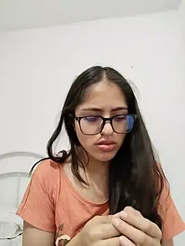Snapshot of Goddesscut333 chatting on June 2026 09:20:01 PM Goddesscut333 online show from June 2026 09:20:01 PM