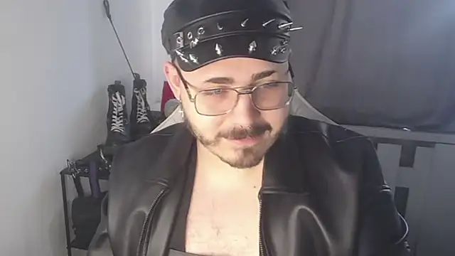 Snapshot of FabianKinky chatting on October 2025 09:44:01 AM FabianKinky online show from October 2025 09:44:01 AM