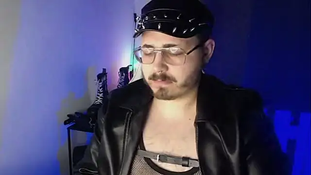 Snapshot of FabianKinky chatting on October 2025 03:24:02 PM FabianKinky online show from October 2025 03:24:02 PM