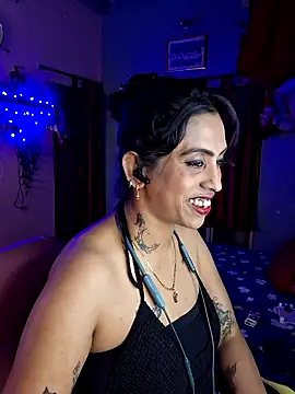 Love Beauty01 online show from March 2026 06:53:02 PM