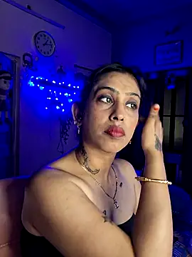 Love Beauty01 online show from March 2026 07:15:01 PM