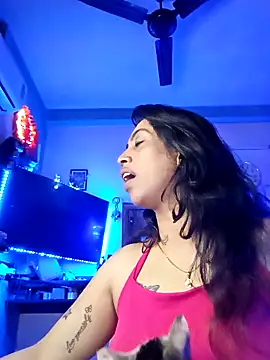 Love Beauty01 online show from February 2026 06:57:02 PM