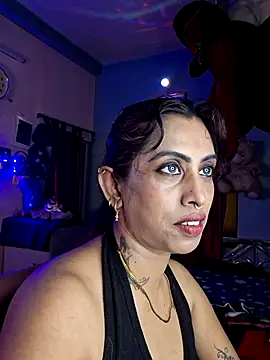 Snapshot of Love_Beauty01 chatting on July 2026 07:10:02 PM Love Beauty01 online show from July 2026 07:10:02 PM