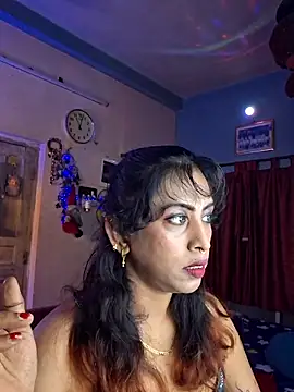 Love Beauty01 online show from May 2026 05:11:01 PM